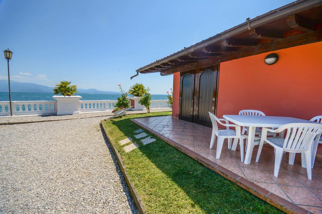 Villa Garuti Village Padenghe sul Garda Quarto foto