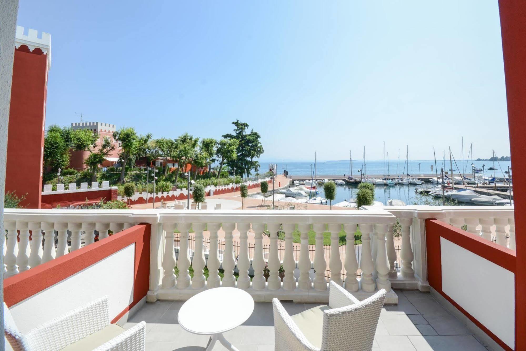Villa Garuti Village Padenghe sul Garda Exterior foto